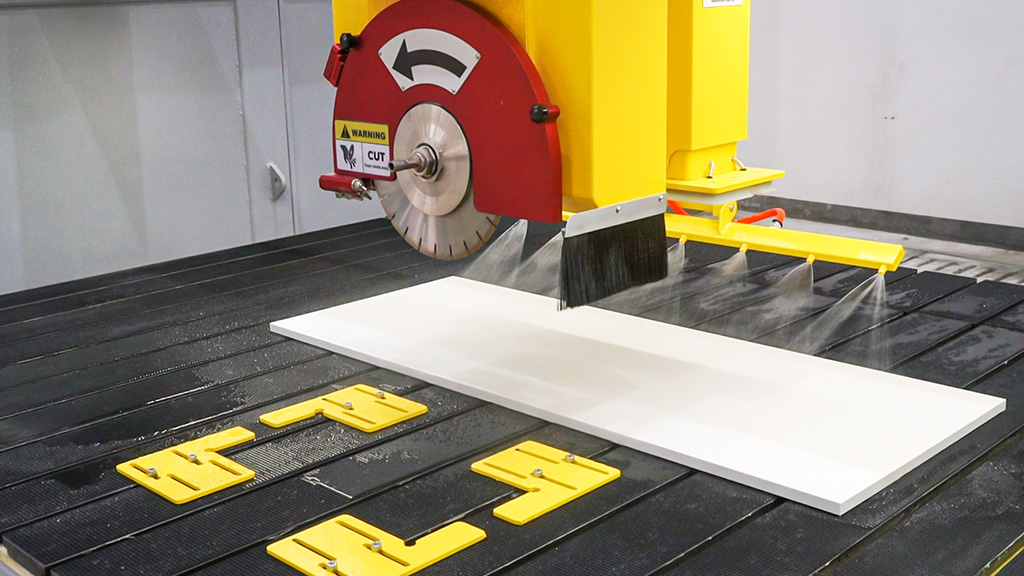 CNC Bridge Saw Orbit A5 washing apparatus